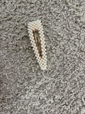 Pearl-Embellished Snap Hair Clip - Cream